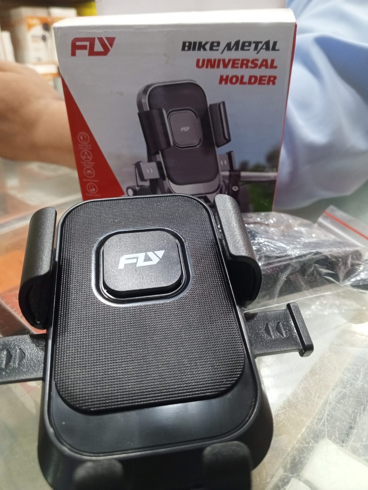 FLY PT-030 Universal Bike Phone Holder Secure Stable Hands Free Riding With 360 Degree Adjustable Viewing - Image 5