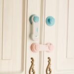 1 Pc - Children Kid Drawer Lock Baby safe Angle Sliding Door Plastic Child safety locks products ( random color ) thumbnail 3