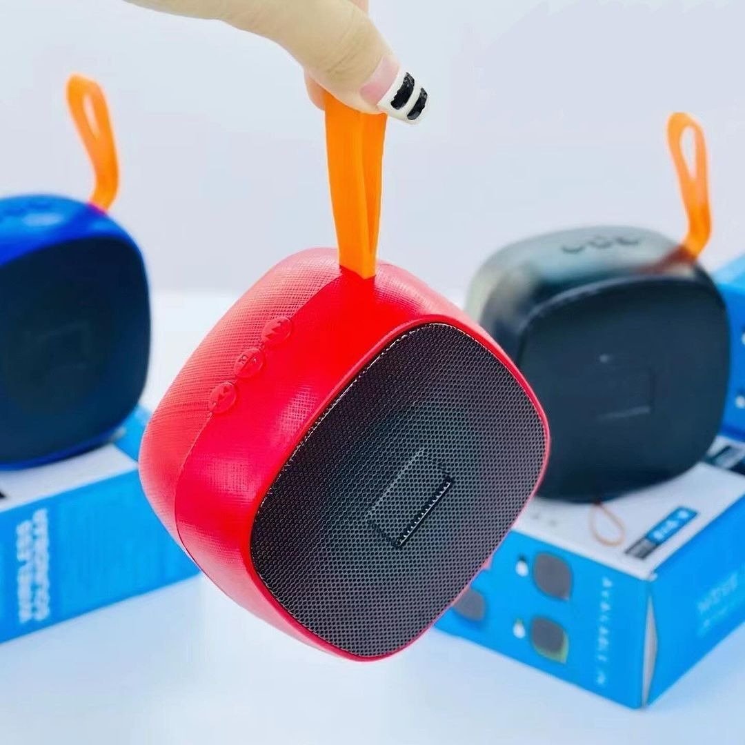 X-312 Portable Bluetooth Speaker 5.0 – Best-Selling Outdoor Wireless Speaker with Built-in Battery, USB Drive Support & Voice Prompt (Random Color) - Image 4