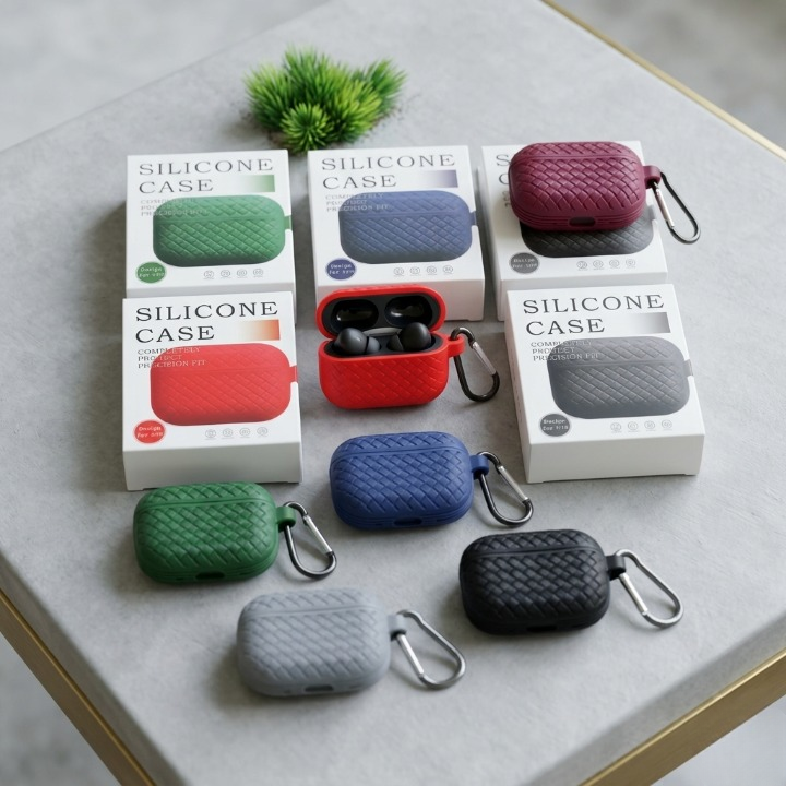 Silicone Case for AirPods Pro / Pro 2 - High Quality Protective Cover - Random Color - Image 4