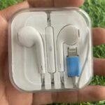 Premium Wired Earphones with In Line Control Crystal Clear Sound Hands Free Calling Built in Microphone Stylish Compact Case Durable Cable thumbnail 5