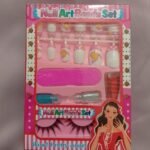 Kids Eyelashes & Nail Art Set thumbnail 1