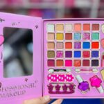 41 in 1 Professional Makeup Girls Makeup Kit | Eyeshadow Palette | Beauty Makeup kit Perfect for all your beauty thumbnail 4