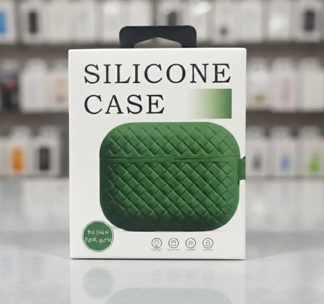 Shockproof Silicone AirPods Case - Textured Protective Skin with Keychain (Random colors) - Image 3