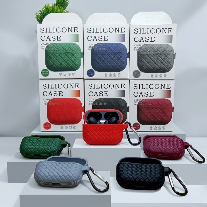 Silicone Case for AirPods Pro / Pro 2 - High Quality Protective Cover - Random Color - Image 3