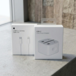 20W USB-C Power Adapter + USB-C to Lightning Fast Charging Cable (1m) Set thumbnail 4