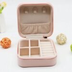 Jewellery Storage Box leather Jewelry Stand Earrings Ring Box Cosmetics Beauty Container Organizer (random color)Made in China thumbnail 4