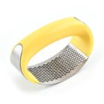 Manual Garlic Press Stainless Steel Handheld Ginger Garlic Curve Mincer Chopping (Random Color) thumbnail 1