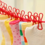 Clip&Hang 185CM Portable Clothesline With (12) Clip - Elastic, Windproof & Eco-Friendly for Travel & Home Use thumbnail 2